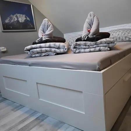 Apartment Mira