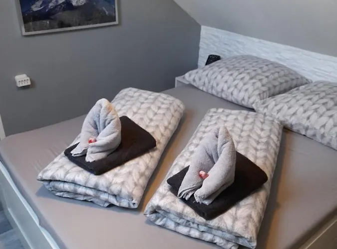 Апартаменты Mira *